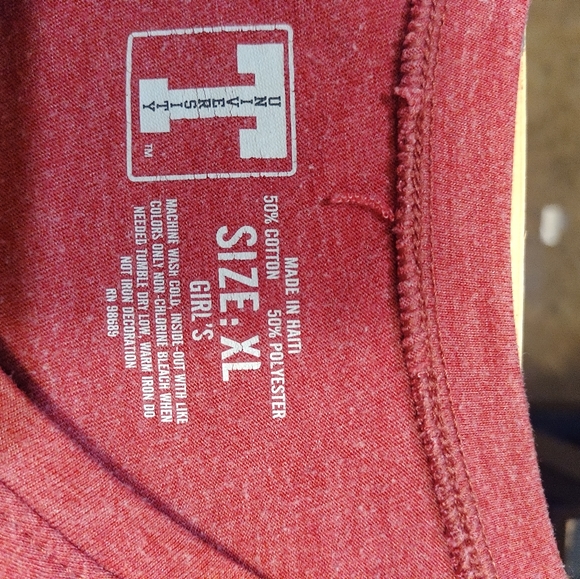 T-shirt - Picture 3 of 3